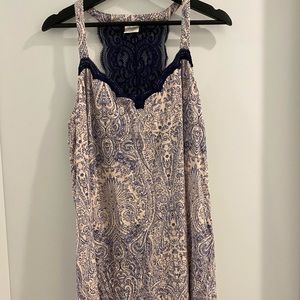 😁 floral lace night gown, knee length